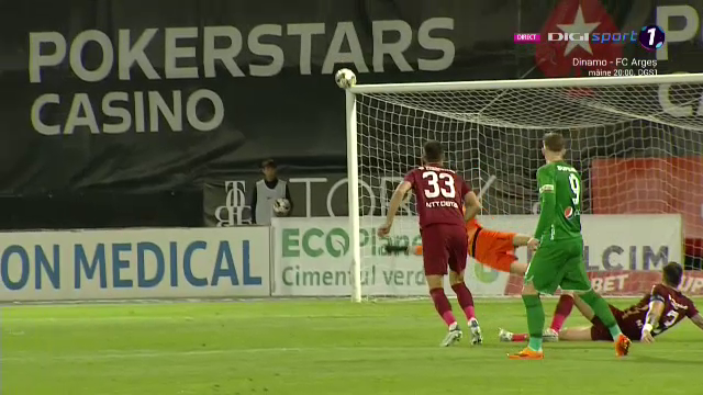 Mamma-mia, Louis! Munteanu a țintit vinclul porții și a înscris un gol de generic în CFR - Farul_11