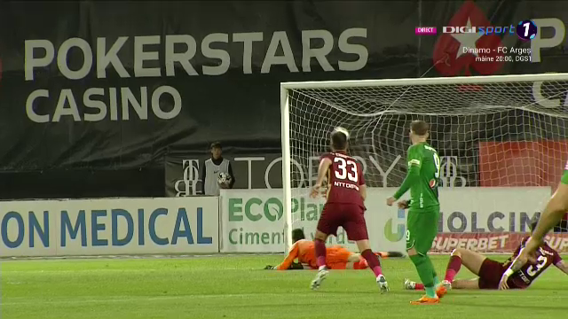 Mamma-mia, Louis! Munteanu a țintit vinclul porții și a înscris un gol de generic în CFR - Farul_13