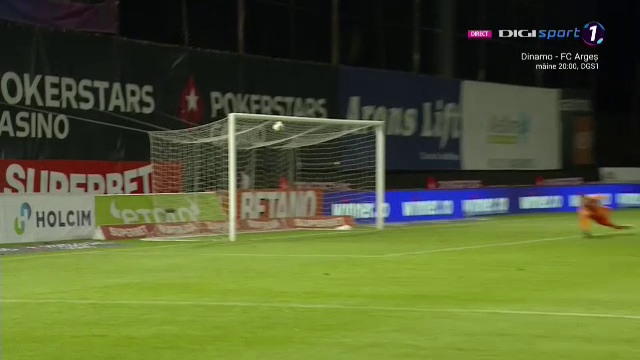 Mamma-mia, Louis! Munteanu a țintit vinclul porții și a înscris un gol de generic în CFR - Farul_28