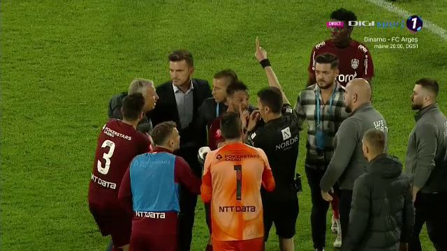 Ireal! Dan Petrescu i-a certat pe jucătorii Farului! Tehnicianul, la un pas de bătaie cu Burcă. Clinci verbal cu Zoltan Iasko_6