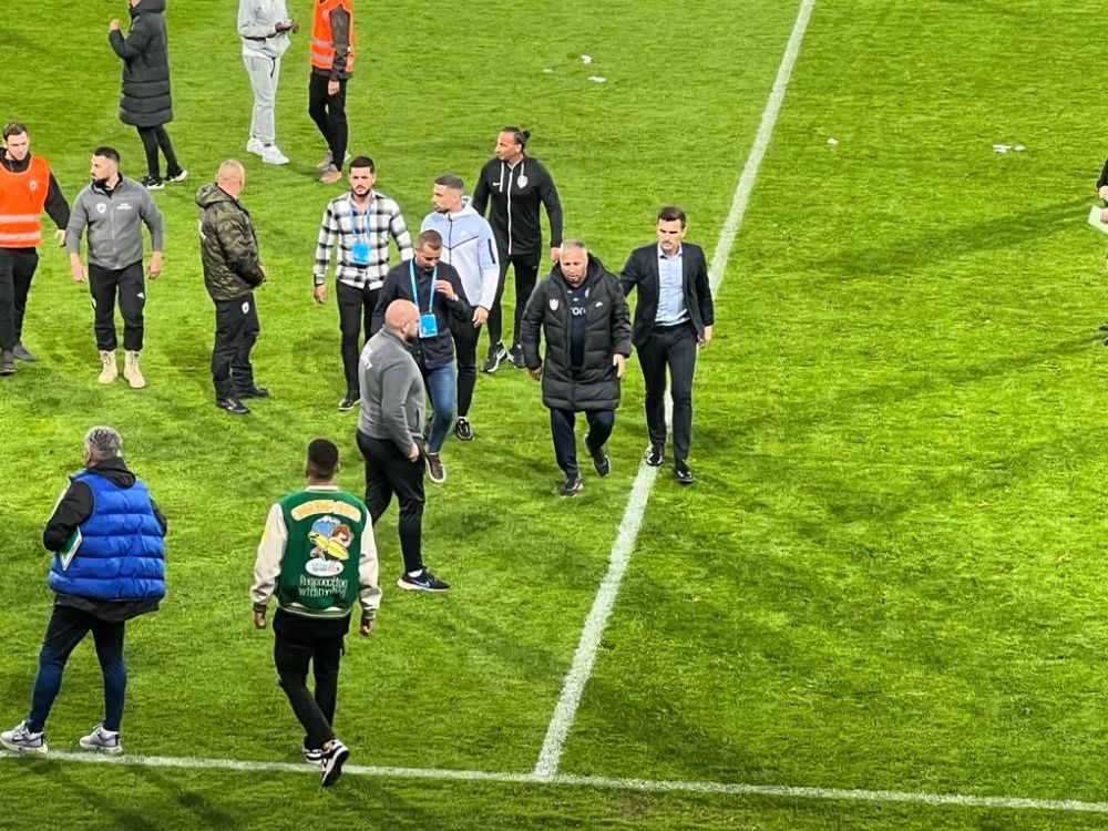 Dan Petrescu, OUT de la CFR Cluj? 