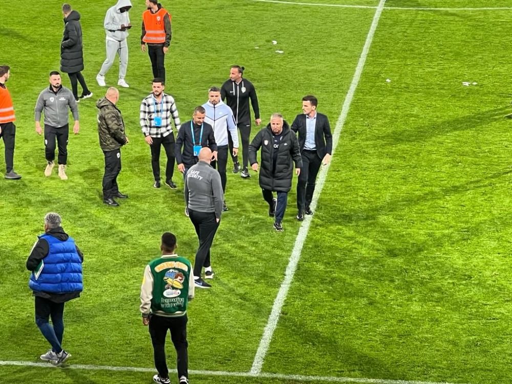 Reacție de la Farul după izbucnirea lui Dan Petrescu: 