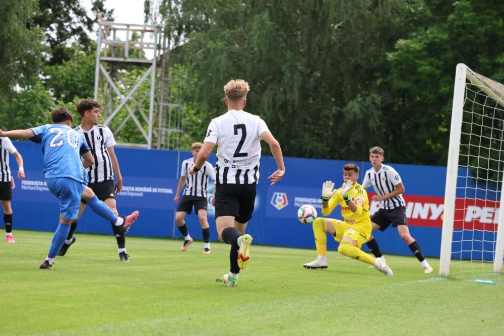 U Cluj a devenit azi campioana României după ce a învins-o pe Steaua în finala Ligii Elitelor! Thriller decis la loviturile de departajare_11
