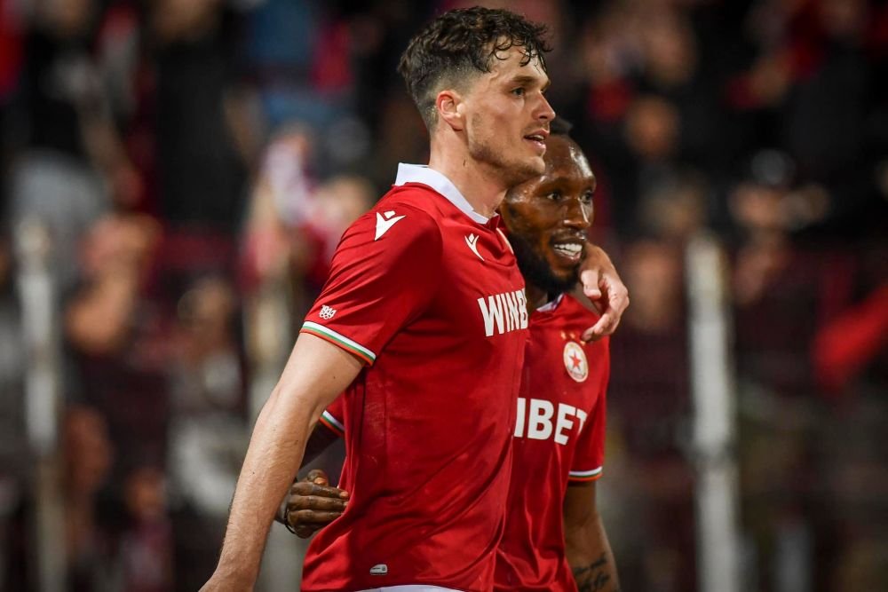 Țara vecină, aproape de o nouă campioană și un final de hegemonie! E ca și cum Steaua ar oferi titlul FCSB-ului_5