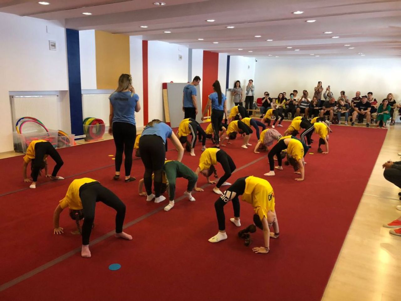 Academia Marian Drăgulescu. Cum arată o ședință de pregătire la baza sportivă a fostului mare gimnast al României_4