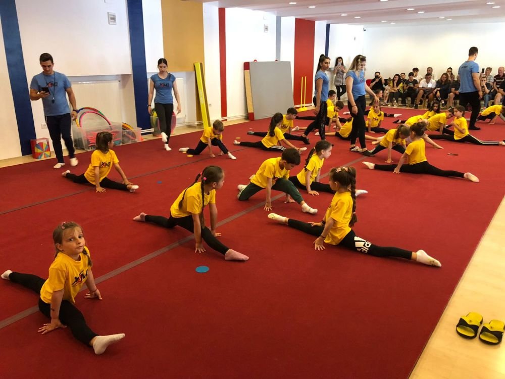 Academia Marian Drăgulescu. Cum arată o ședință de pregătire la baza sportivă a fostului mare gimnast al României_5