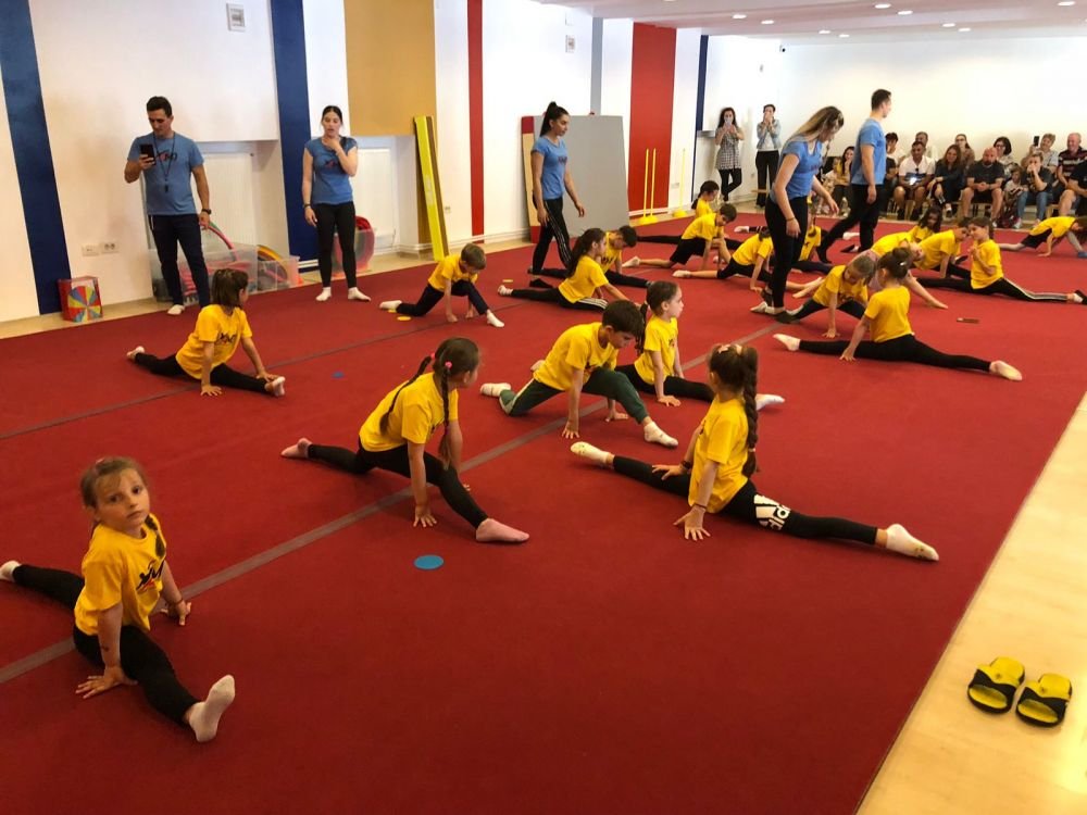 Academia Marian Drăgulescu. Cum arată o ședință de pregătire la baza sportivă a fostului mare gimnast al României_7