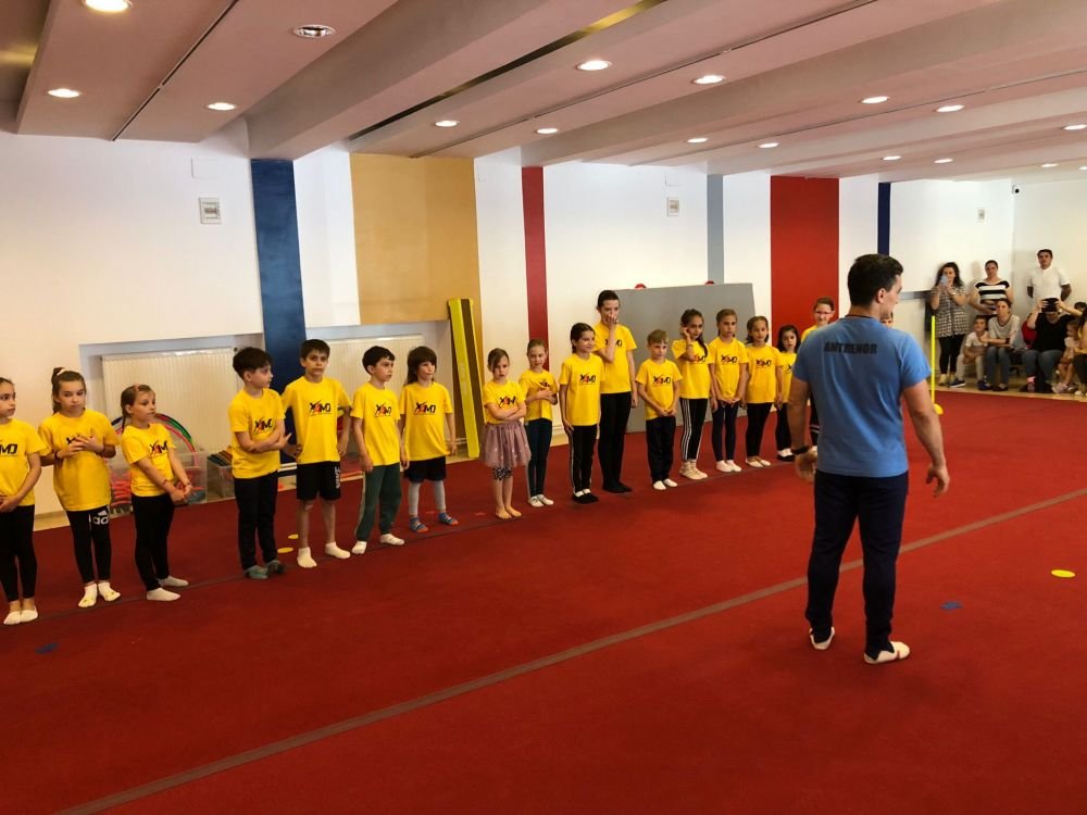 Academia Marian Drăgulescu. Cum arată o ședință de pregătire la baza sportivă a fostului mare gimnast al României_27