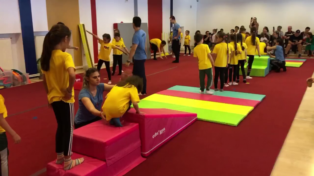 Academia Marian Drăgulescu. Cum arată o ședință de pregătire la baza sportivă a fostului mare gimnast al României_34