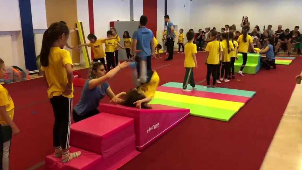 Academia Marian Drăgulescu. Cum arată o ședință de pregătire la baza sportivă a fostului mare gimnast al României_35