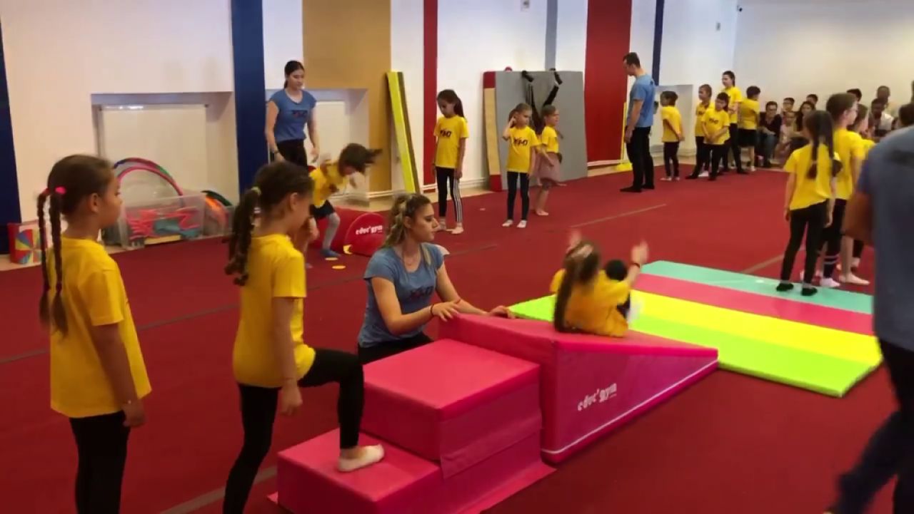 Academia Marian Drăgulescu. Cum arată o ședință de pregătire la baza sportivă a fostului mare gimnast al României_39