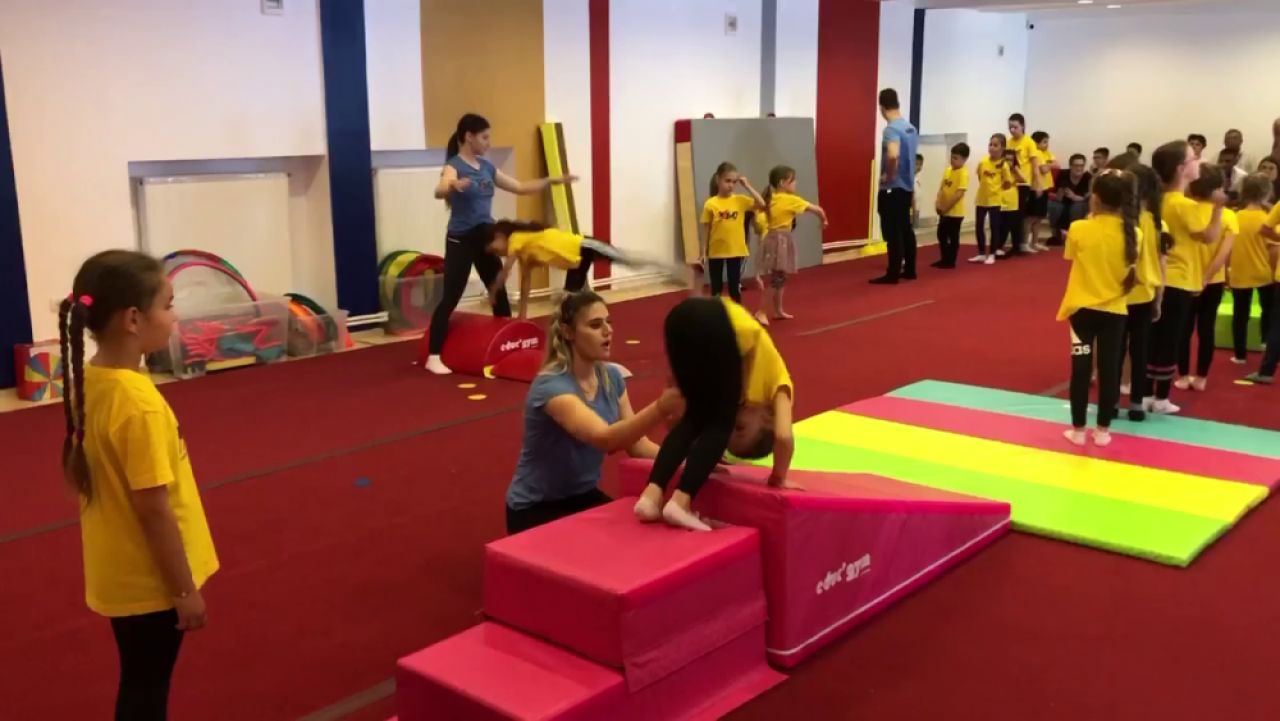 Academia Marian Drăgulescu. Cum arată o ședință de pregătire la baza sportivă a fostului mare gimnast al României_44
