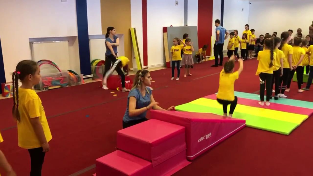 Academia Marian Drăgulescu. Cum arată o ședință de pregătire la baza sportivă a fostului mare gimnast al României_46