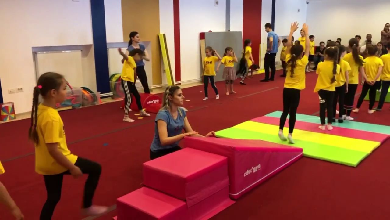Academia Marian Drăgulescu. Cum arată o ședință de pregătire la baza sportivă a fostului mare gimnast al României_47