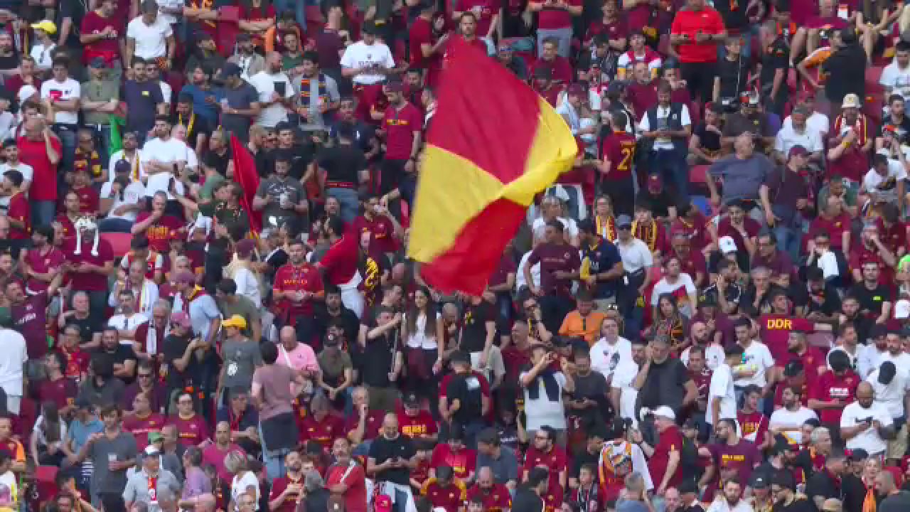 Show total la Sevilla - AS Roma! Atmosferă nebună în tribune la finala Europa League_28