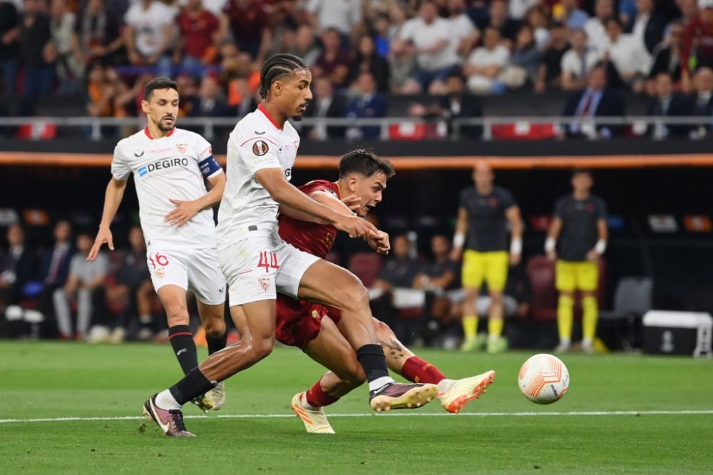 La Joya Dybala, bijuterie de gol &icirc;n finala Europa League! Cum a deschis scorul campionul mondial&nbsp;