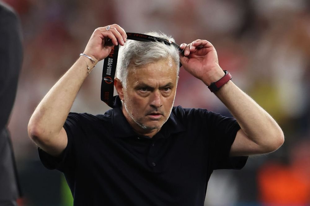 Locul doi nu e pentru el! Jose Mourinho a aruncat medalia imediat după ce a primit-o! Ce a spus după prima finală pierdută _6