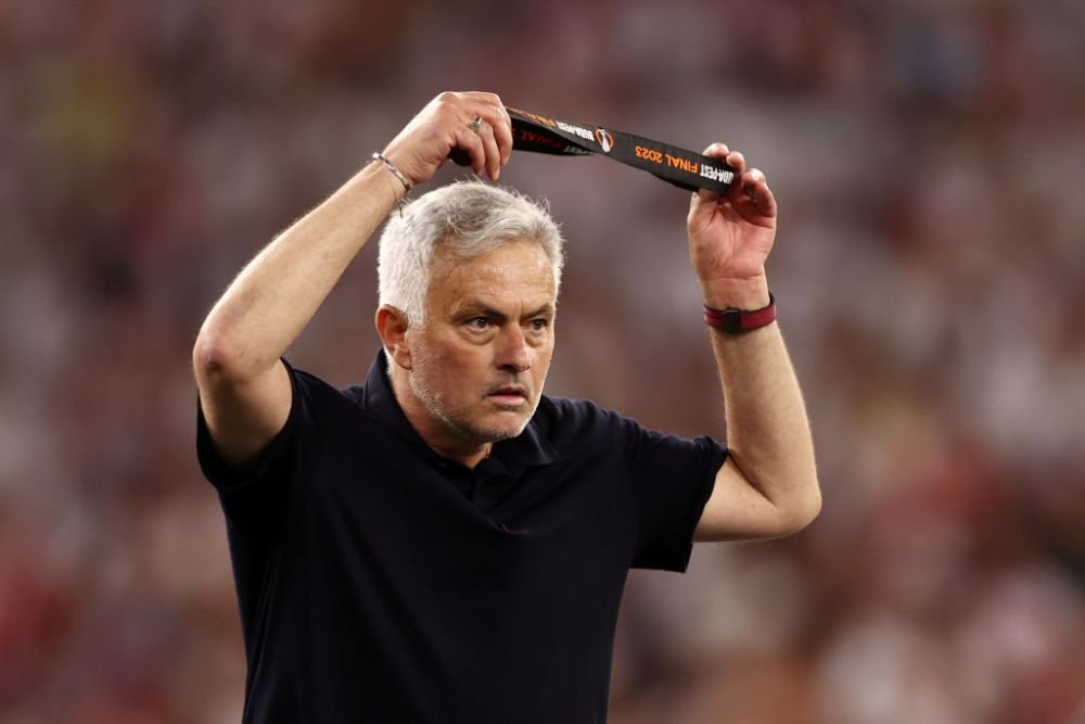 Locul doi nu e pentru el! Jose Mourinho a aruncat medalia imediat după ce a primit-o! Ce a spus după prima finală pierdută _7