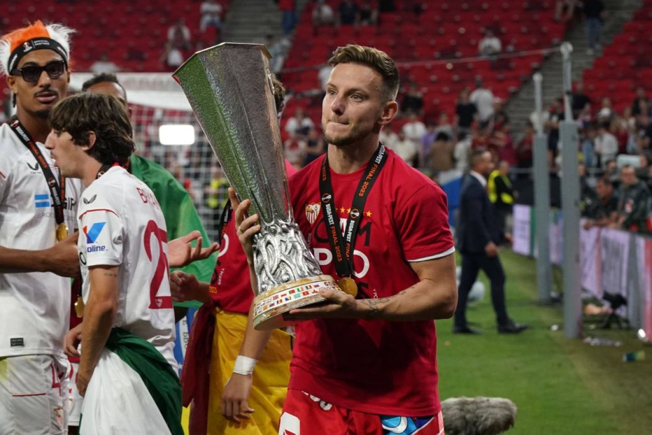 Imagini de colecție de la Budapesta! Bucurie fără margini pentru Sevilla, după finala Europa League_12