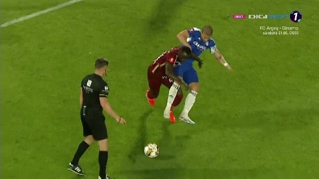 Controversă în CFR Cluj - FC U Craiova! Juan Bauza, eliminat în meciul crucial pentru Europa_4