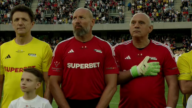 „Tancul” Bogdan Stelea! Formă de vis pentru fostul portar, prezent la România All Stars - Galatasaray Legends_18