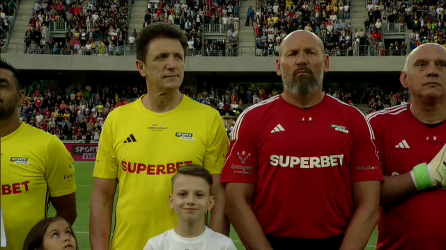 „Tancul” Bogdan Stelea! Formă de vis pentru fostul portar, prezent la România All Stars - Galatasaray Legends_31