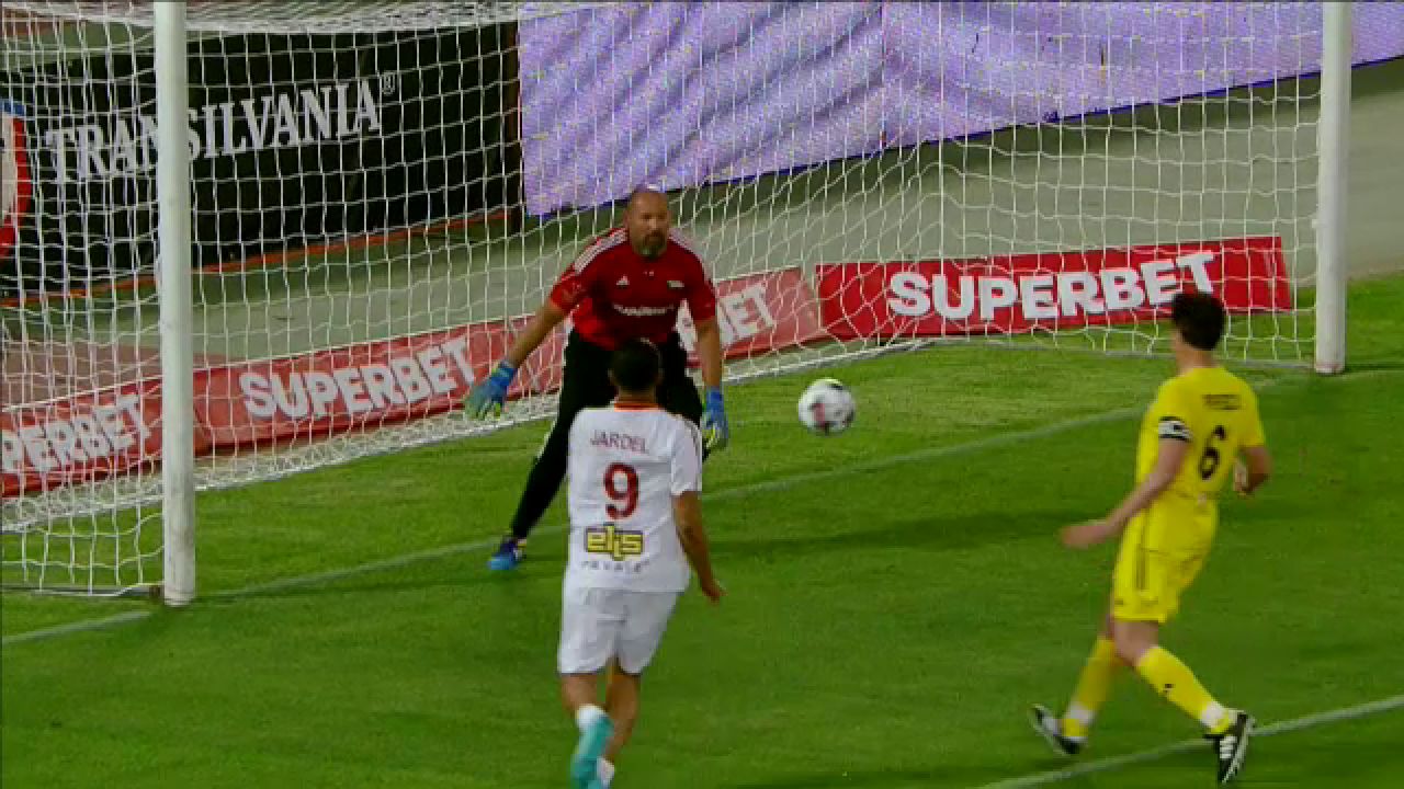 N-ai cum să te superi pe el! Bogdan Stelea, autogol fabulos în România All Stars - Galatasaray Legends_1