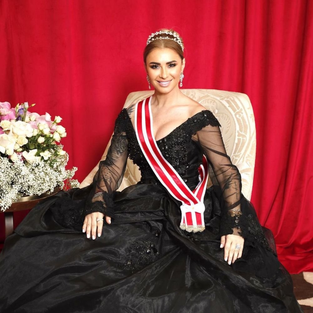 „Te-a lovit vreun bărbat vreodată?” Răspunsul dat de Anamaria Prodan _44
