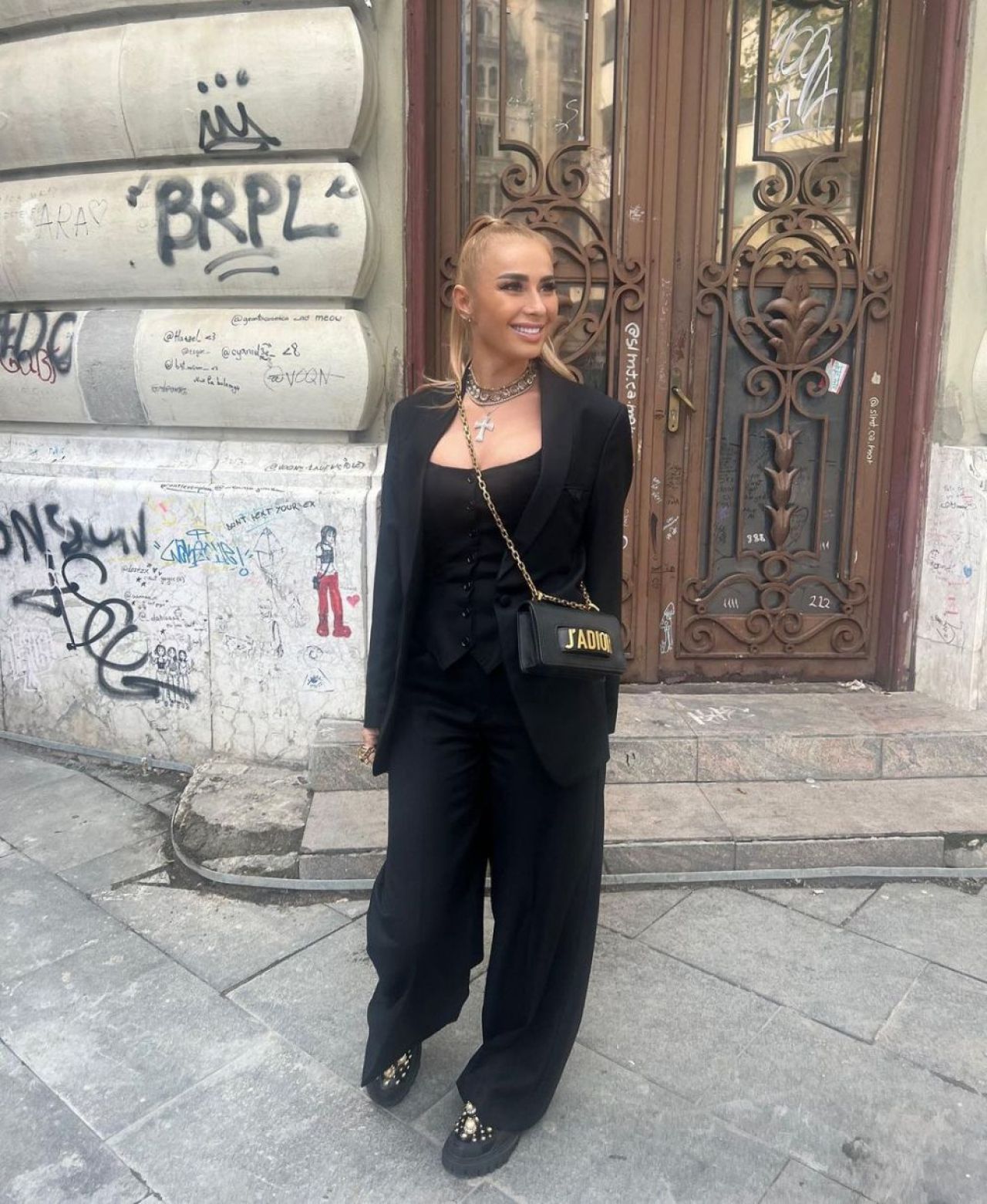 „Te-a lovit vreun bărbat vreodată?” Răspunsul dat de Anamaria Prodan _60