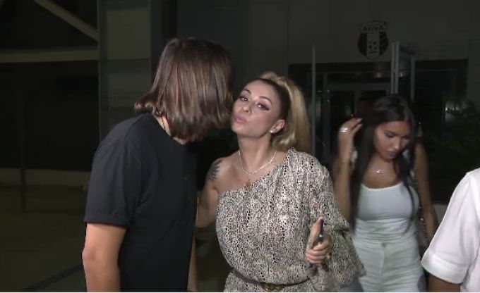 „Te-a lovit vreun bărbat vreodată?” Răspunsul dat de Anamaria Prodan _88
