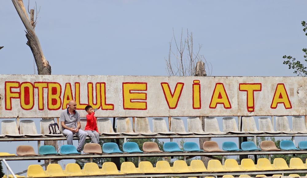 Lovitură de teatru! 