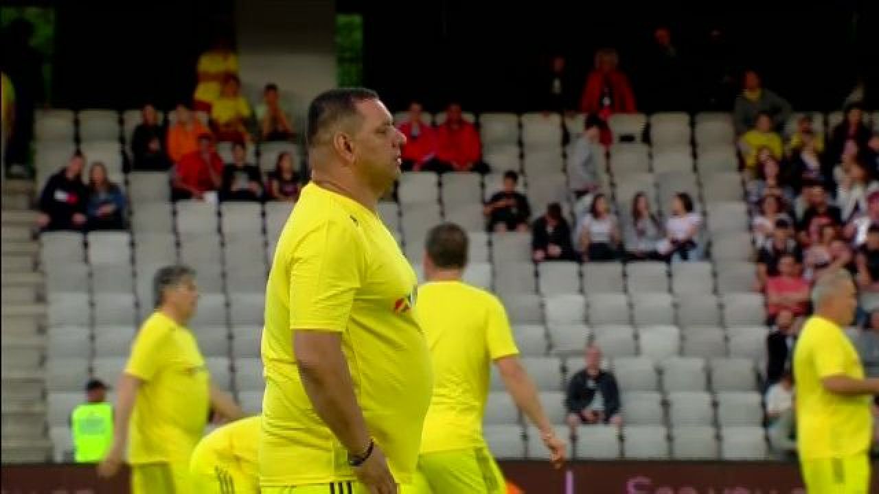 Ionel Ganea, show pe teren și la declarații: