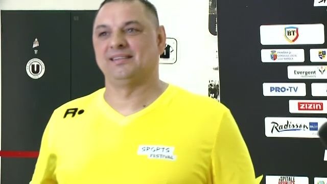 Ionel Ganea, show pe teren și la declarații: 