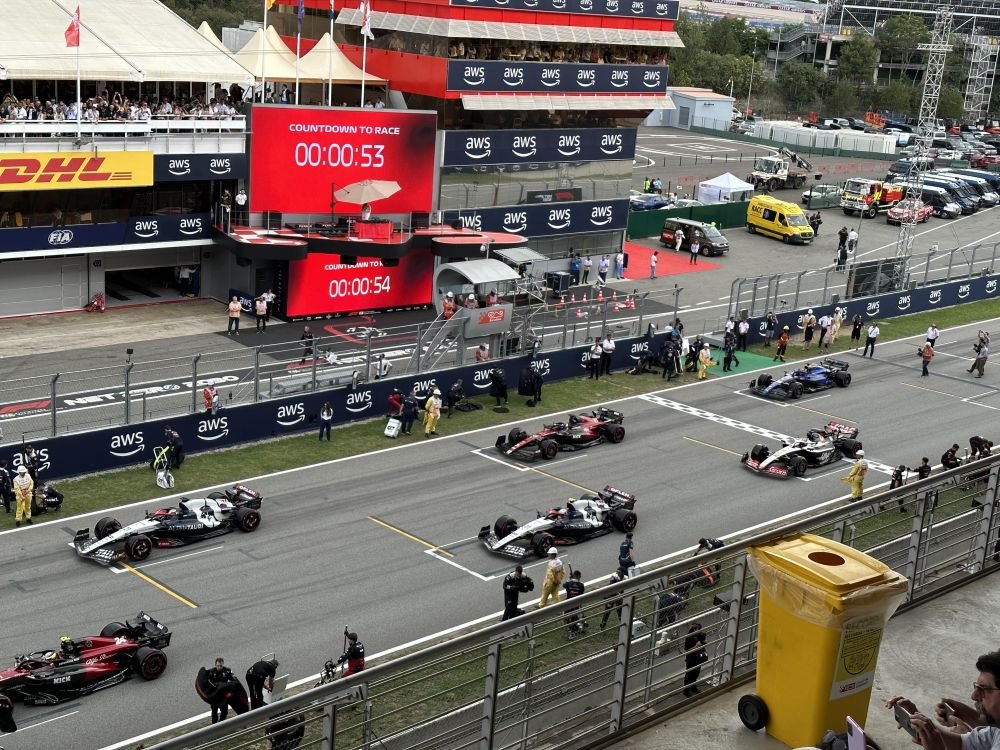 Fără rival pentru Verstappen la Grand Prix-ul din Barcelona! Sainz și Alonso, în afara podiumului! Cum arată clasamentul _16