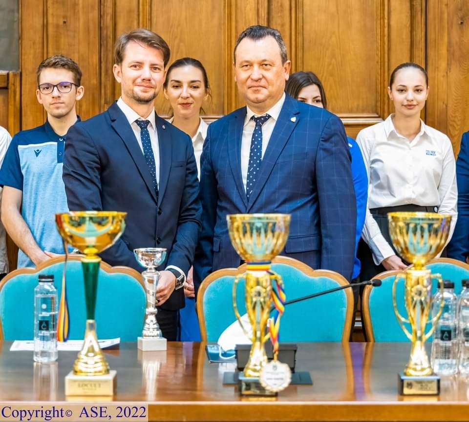 Soluție dinspre FRH pentru juniori: echipă la facultate și campionat puternic de tineret! Interviu cu Adrian Iacobini, directorul CSU ASE_3