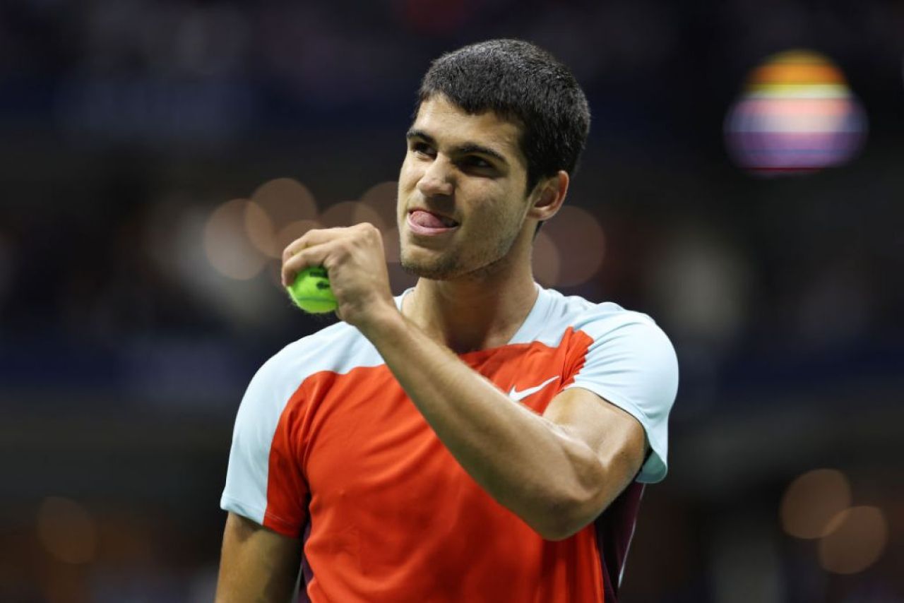Bestial! Alcaraz n-a avut milă de Tsitsipas și l-a bătut în timp record. „A fost aproape rușinos”_26