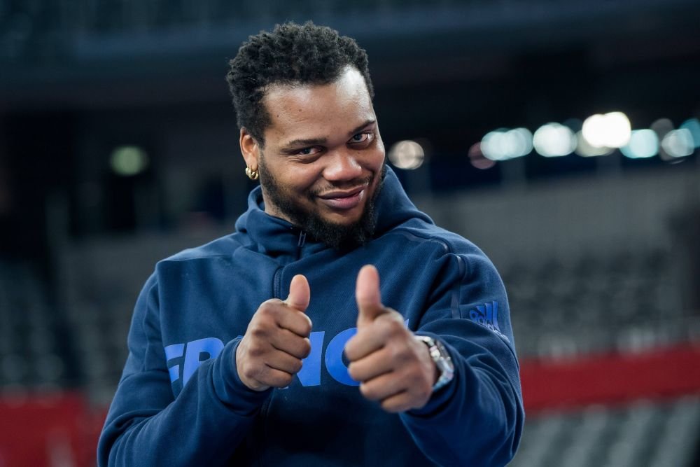 ”Cel mai titrat handbalist care a evoluat vreodată în România” împlinește 39 de ani. Joacă la Dinamo, are 4 titluri mondiale, 2 europene și unul olimpic!_4