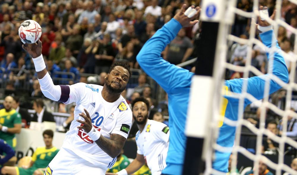 ”Cel mai titrat handbalist care a evoluat vreodată în România” împlinește 39 de ani. Joacă la Dinamo, are 4 titluri mondiale, 2 europene și unul olimpic!_1