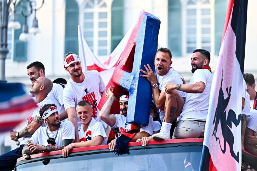 El e rom&acirc;nul care a impresionat pe toată lumea: &rdquo;Are șanse reale să ajungă &icirc;n Premier League&rdquo;