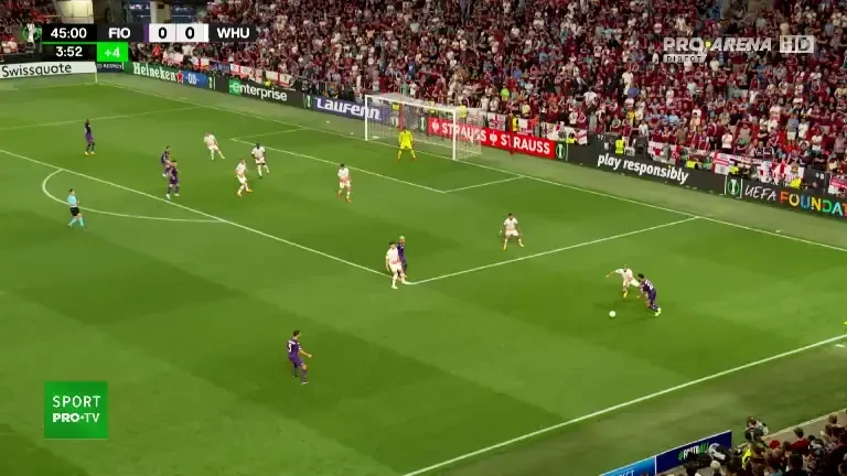 Fiorentina - West Ham | Italienii marchează, dar golul este anulat pe motiv de offside.