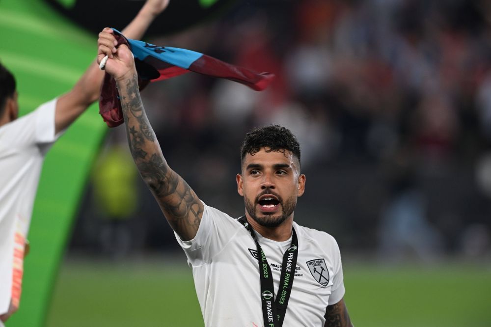 Cine este primul jucător care a câștigat toate cele 5 trofee UEFA_1