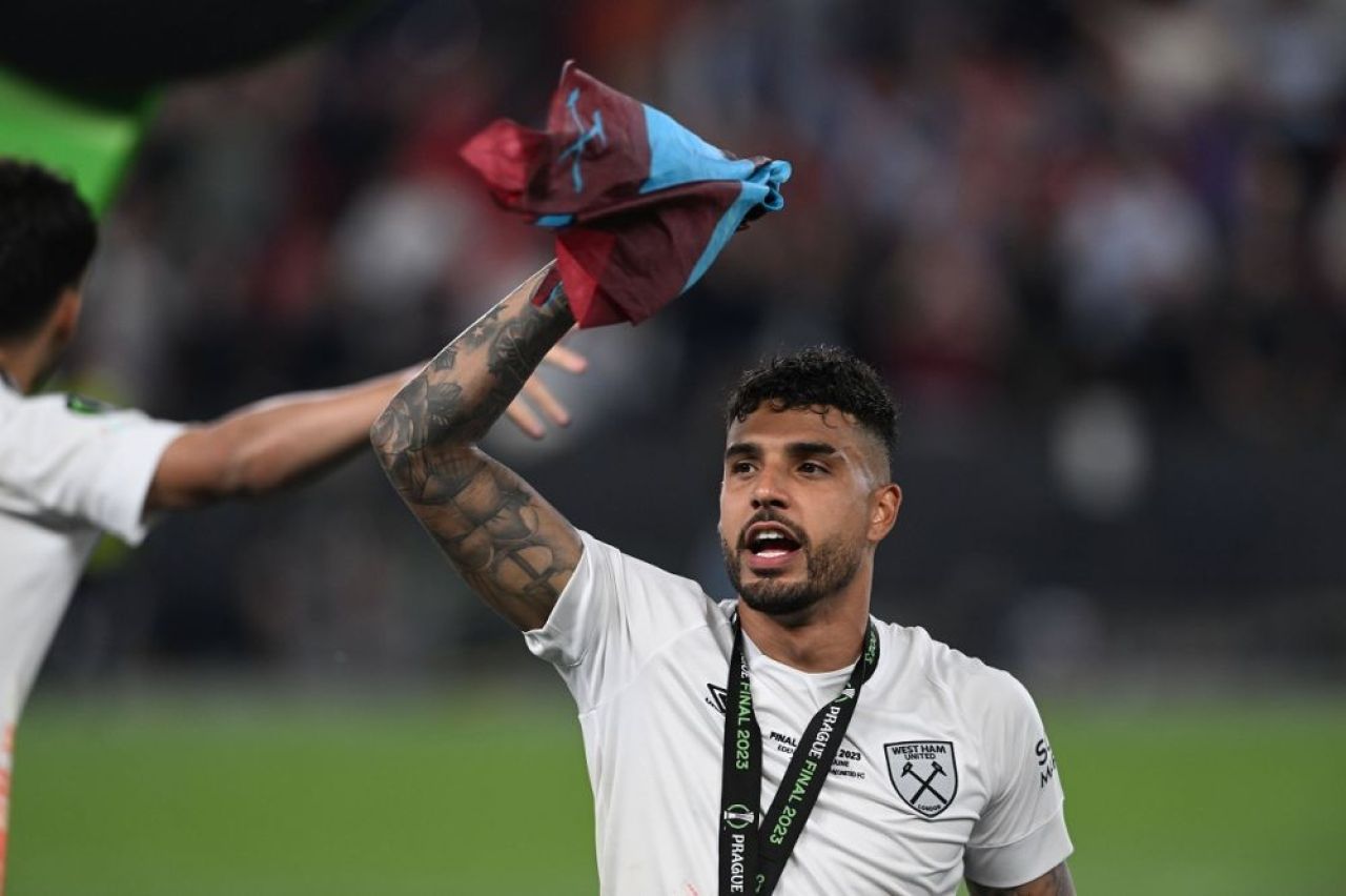 Cine este primul jucător care a câștigat toate cele 5 trofee UEFA_2