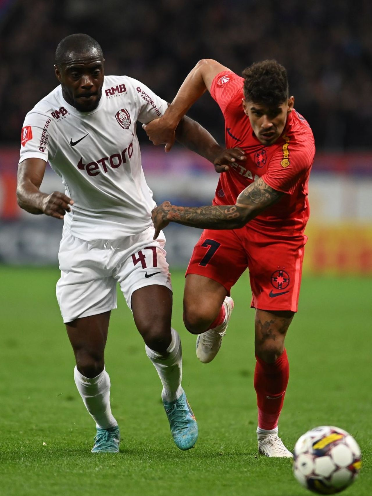 Marius Șumudică, „depășit” de transferurile lui Adrian Mutu la Rapid: „Dai bani pe o rezervă? Nu înțeleg!”_3