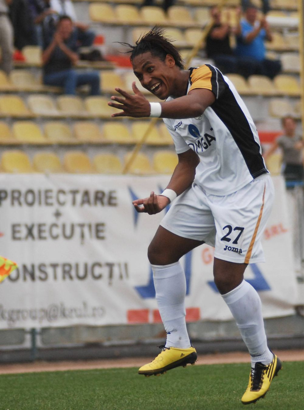 Eric de Oliveira, cel mai prolific marcator din Liga 1: „Hagi vine cu dușul rece pentru băieți, iar eu schimb atmosfera!” „E complicat rău să devii român!”_8