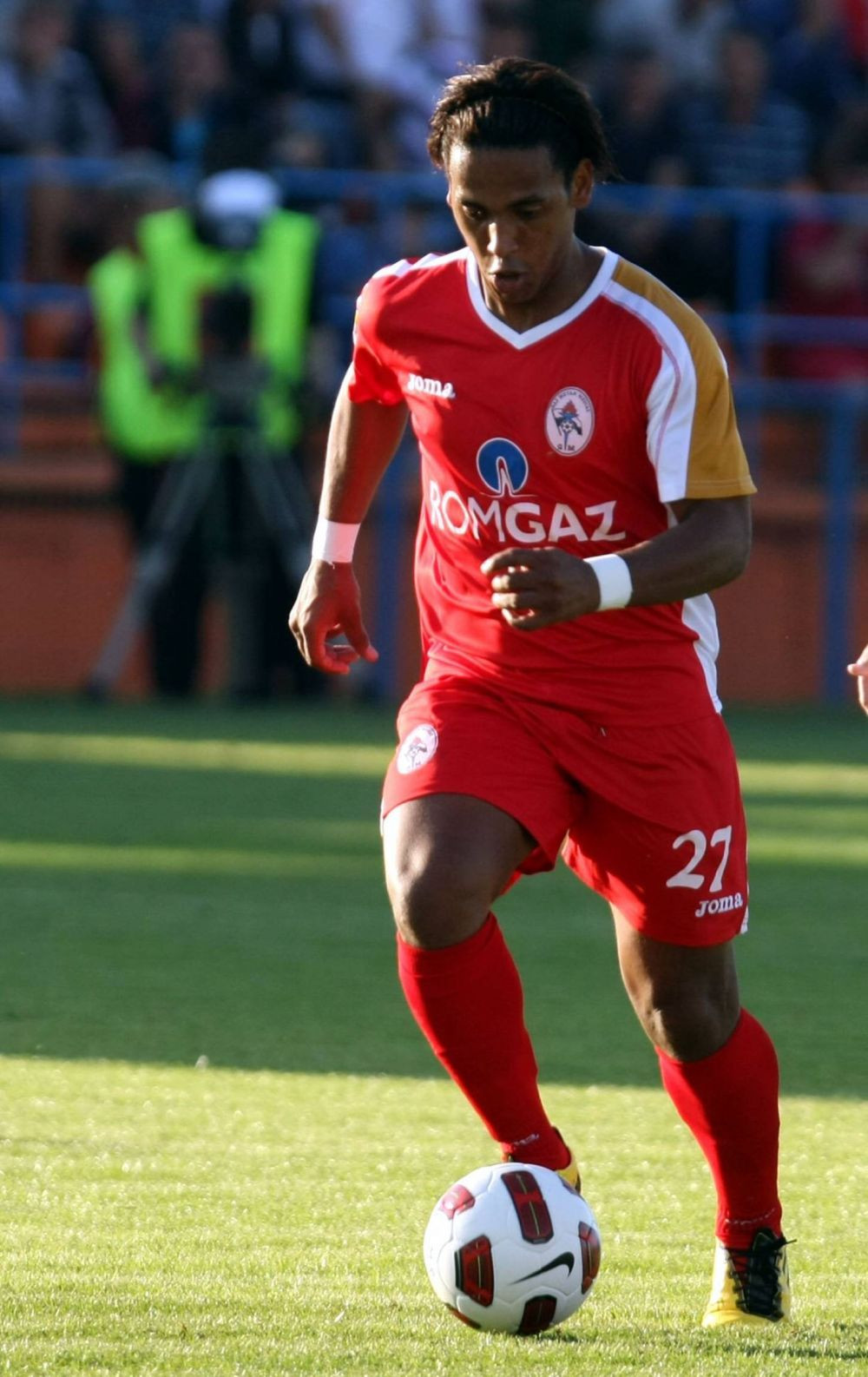 Eric de Oliveira, cel mai prolific marcator din Liga 1: „Hagi vine cu dușul rece pentru băieți, iar eu schimb atmosfera!” „E complicat rău să devii român!”_10