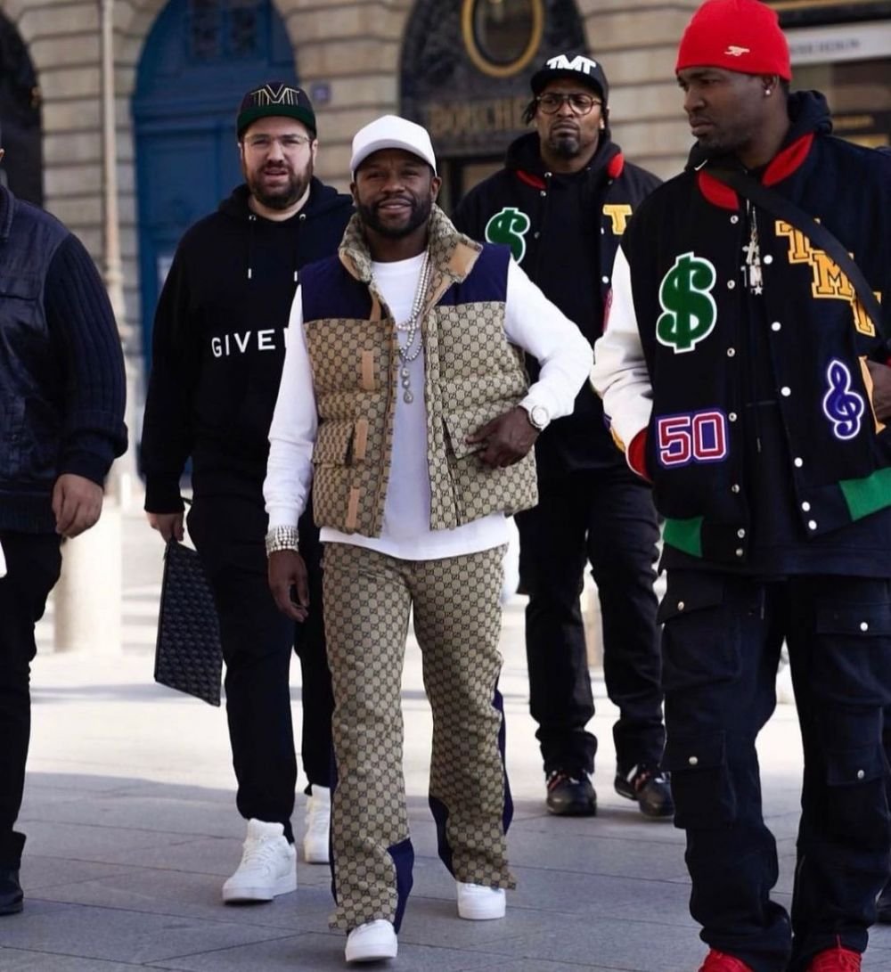 Floyd Mayweather are avion privat în valoare de 50 milioane dolari. Imagini spectaculoase cu aeronava inscripționată cu numele său_12