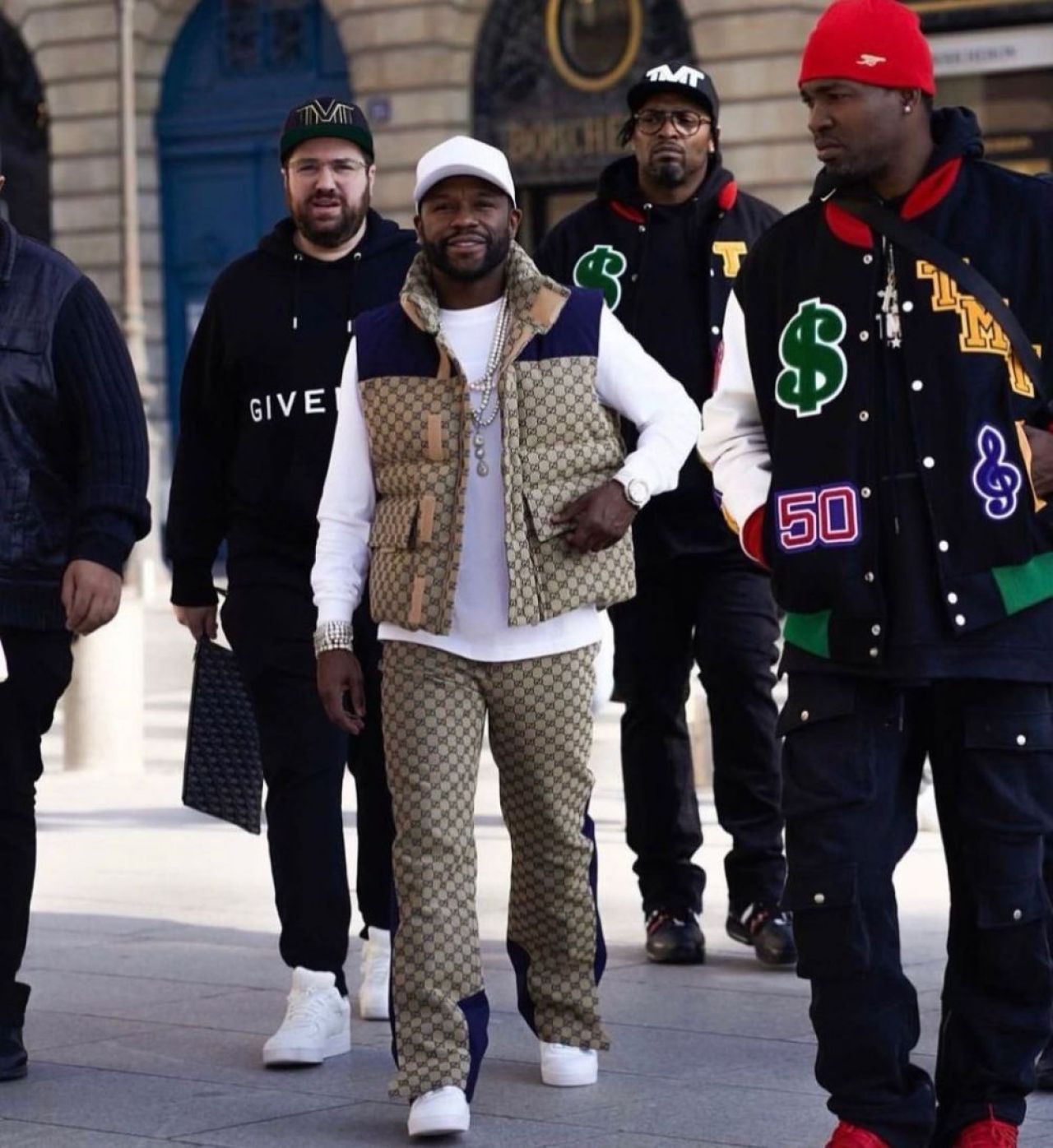Floyd Mayweather are avion privat în valoare de 50 milioane dolari. Imagini spectaculoase cu aeronava inscripționată cu numele său_12