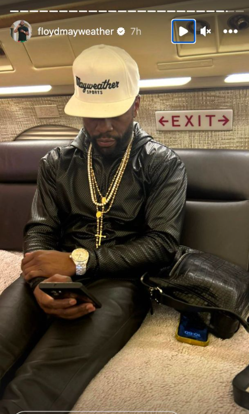 Floyd Mayweather are avion privat în valoare de 50 milioane dolari. Imagini spectaculoase cu aeronava inscripționată cu numele său_24