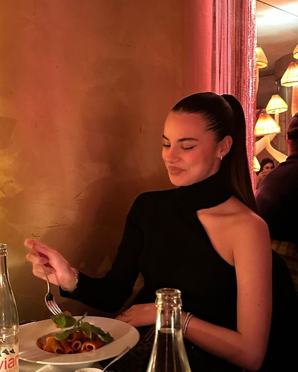 Francesca Cuccuru, apariție spectaculoasă în costum de baie! Cum s-a pozat iubita lui Ionuț Radu _60