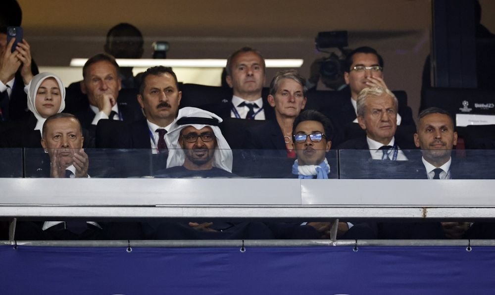 Răzvan Burleanu, în lojă la finala UEFA Champions League. Numele grele lângă care apare președintele FRF_5